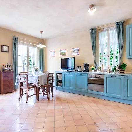 Il Borghetto 아파트